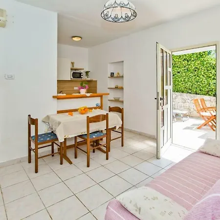 Jacky アパート *